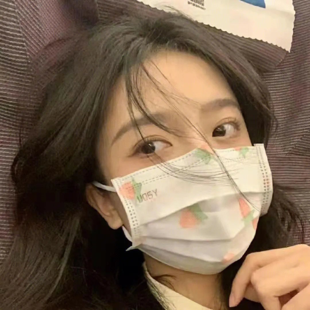 午夜下的刺花